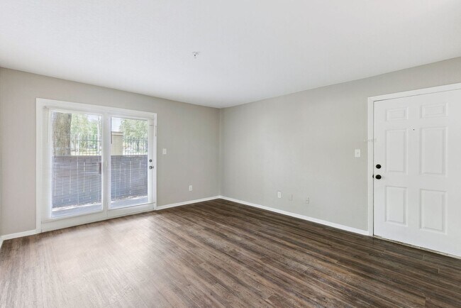 Foto del edificio - Newly Renovated Ground Floor Condo in Gated Altamonte Springs Community!