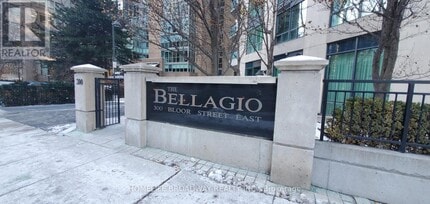 Building Photo - 300 Bloor St E