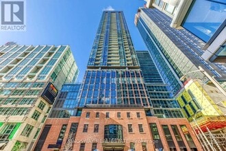 Building Photo - 88 Blue Jays Way