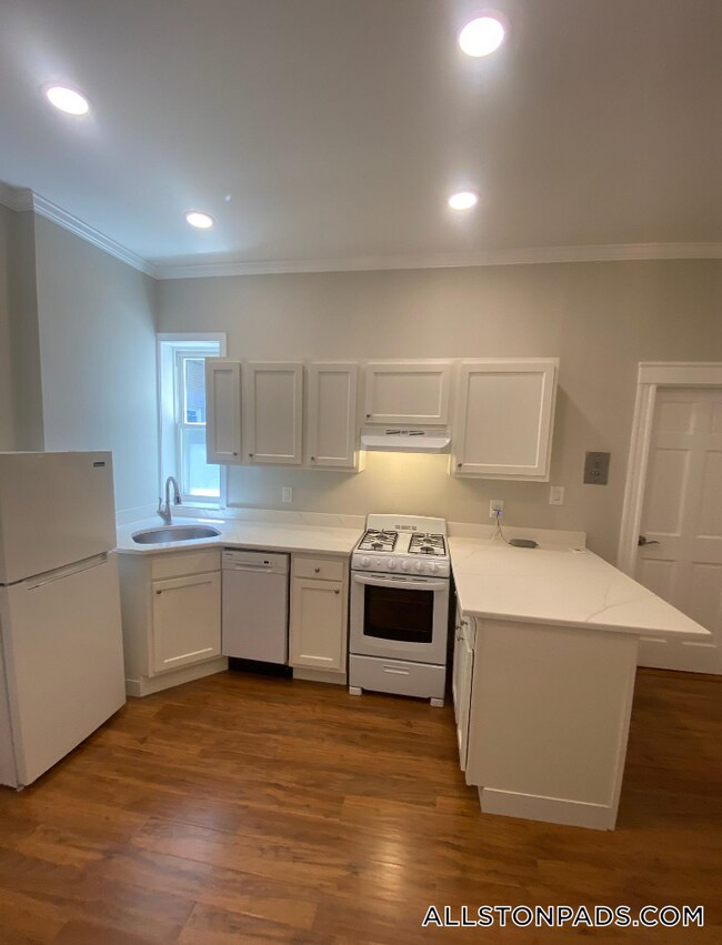 Foto del edificio - 1193 Commonwealth Ave