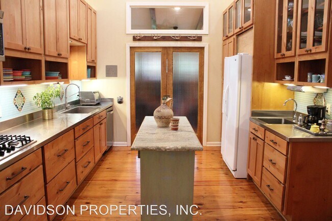 Foto del edificio - 3 br, 3 bath House - 539 Woodcrest Dr