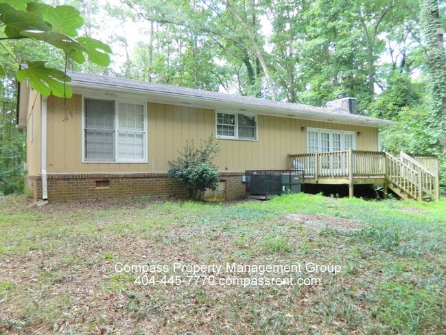 Foto del edificio - 3650 Dogwood Farm Rd