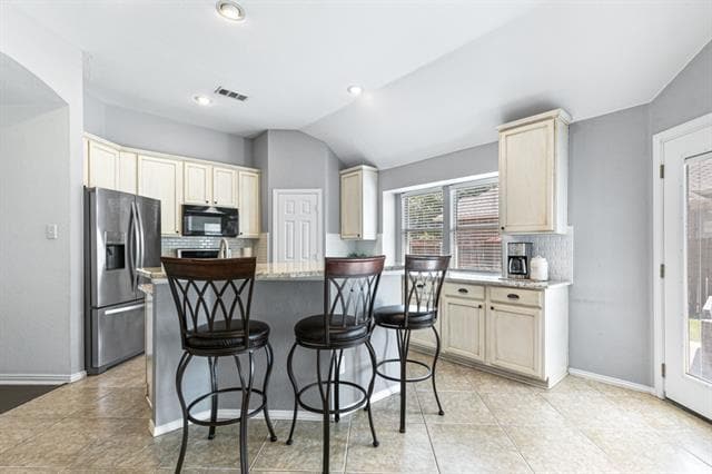 Building Photo - 2421 Teagle Dr