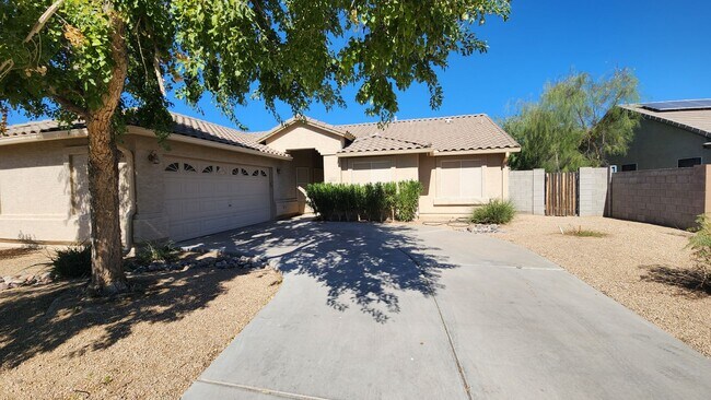 Building Photo - 1322 E Harwell Rd, Phoenix AZ 85042