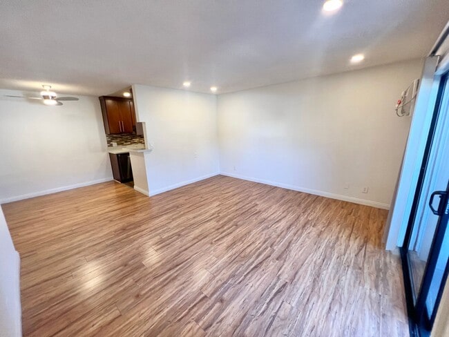 Building Photo - 3601 Keystone Av