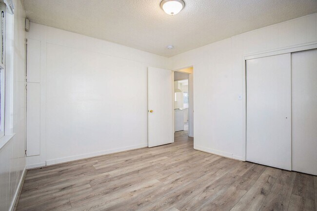 Building Photo - 60 Maitland Dr