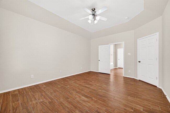 Foto del edificio - 17611 Haywood Oaks Dr