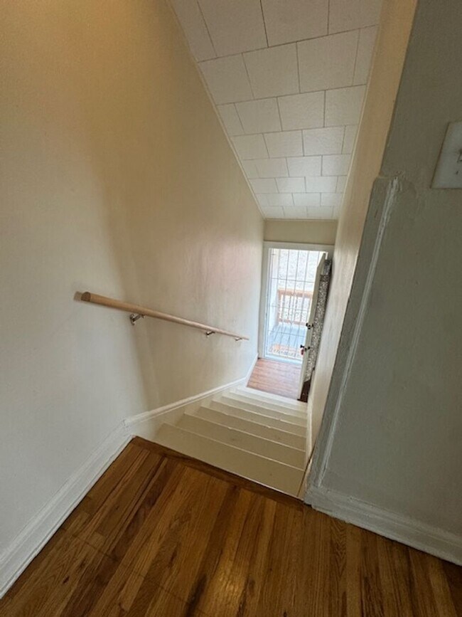 Foto del edificio - 721 Hillside St
