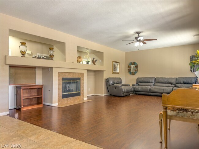 Foto del edificio - 3069 Regal Cove St