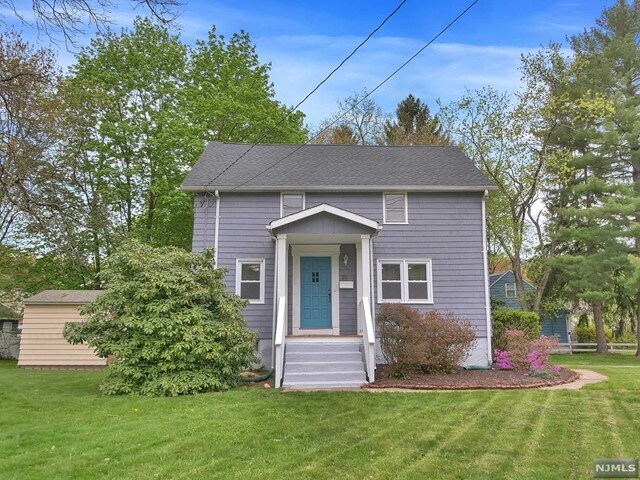 Foto del edificio - 25 Lakeside Avenue