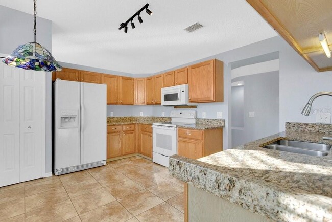 Foto del edificio - 8102 Country Run Pkwy