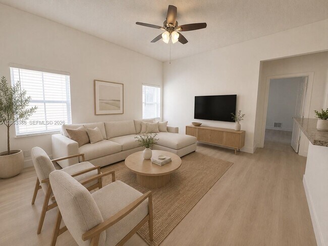 Building Photo - 837 Tanglewood Cir