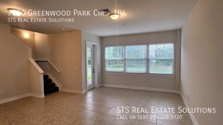 Foto principal - 7135 Greenwood Park Cir