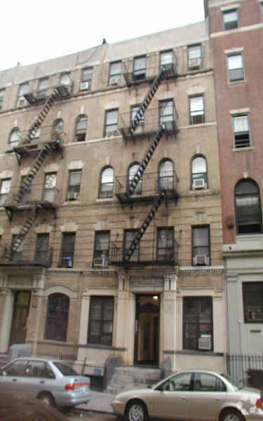 Building Photo - 216 W 108th St