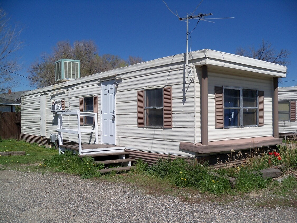 Primary Photo - 4130 Arden Ave