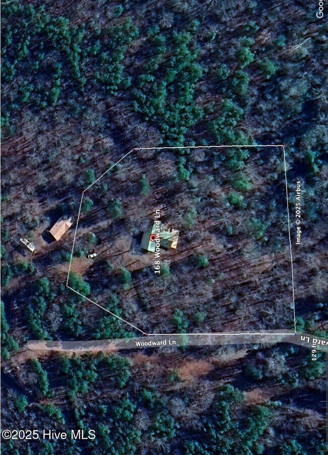 Foto del edificio - 168 Woodward Ln