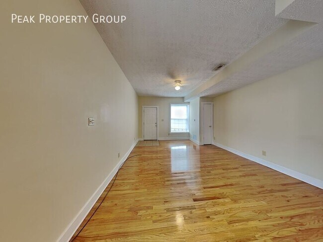 Foto del edificio - 1393 Indianola Ave