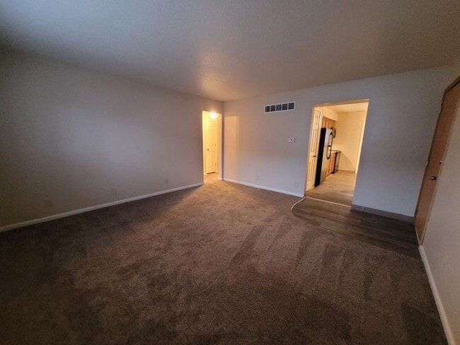Interior Photo - West Glen Apartments