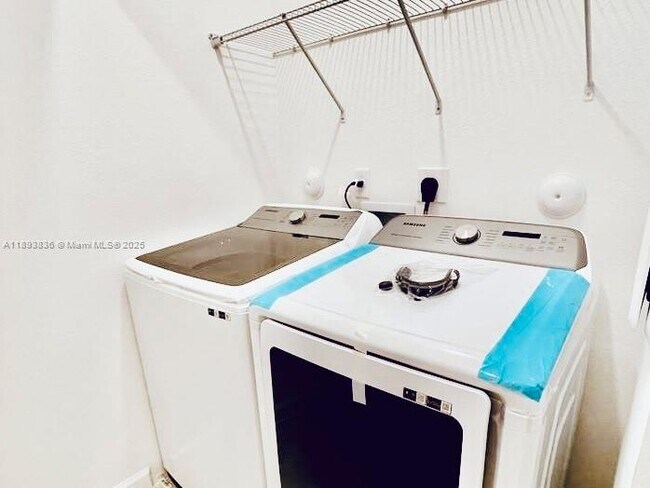 Foto del edificio - 24587 SW 119th Pl