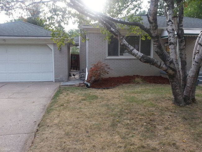 Building Photo - 9605 Westmore St