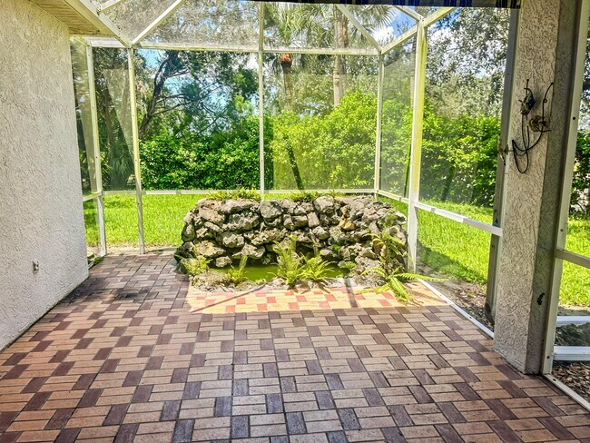 Building Photo - 1494 Millbrook Cir