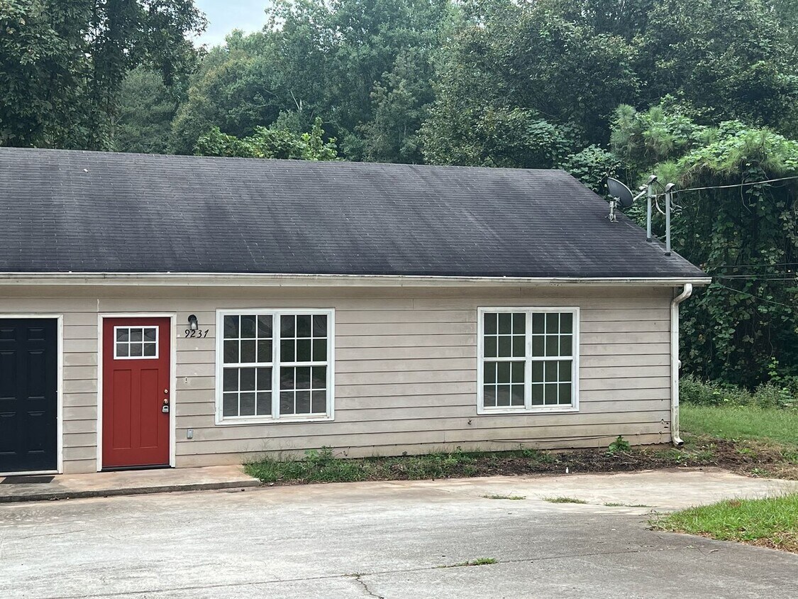 Primary Photo - 9235-9237 Carr Cir