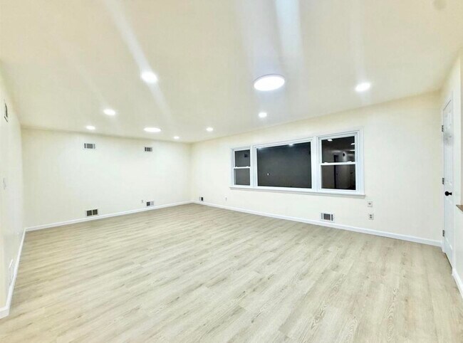Foto del edificio - 588 Avenue A