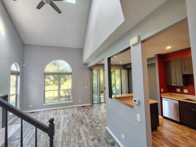 Foto del edificio - 667 Woodhaven Dr