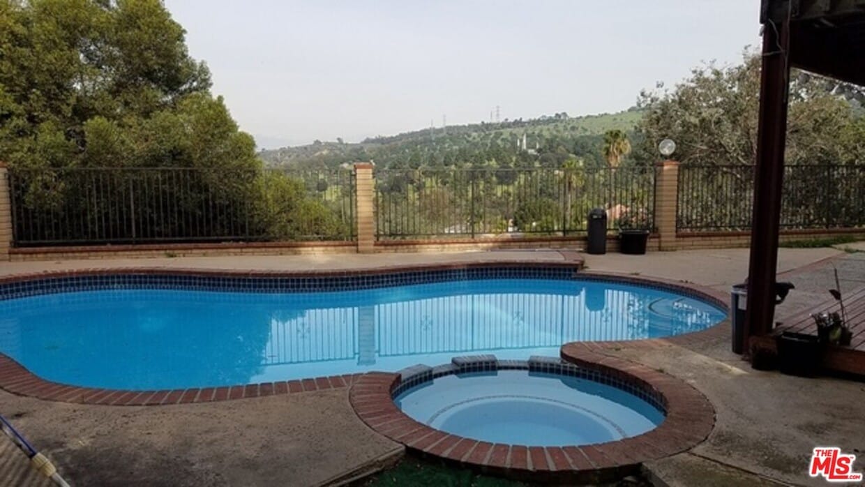 Primary Photo - 11735 Sierra Sky Dr