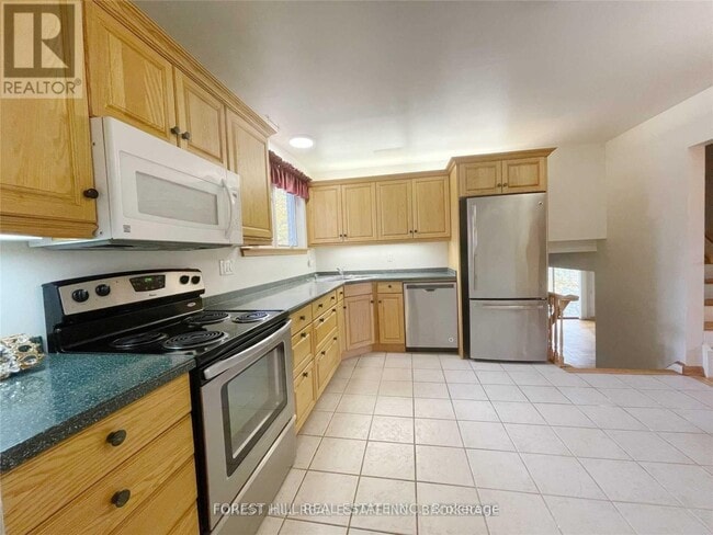 Building Photo - 98 Fred Varley Dr