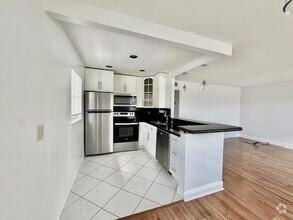 Building Photo - 457 Brittany Dr