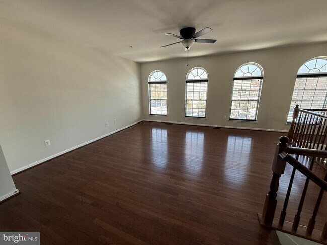 Foto del edificio - 6764 Green Mill Way