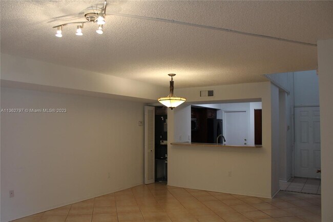 Foto del edificio - 9708 NW 24th Ct