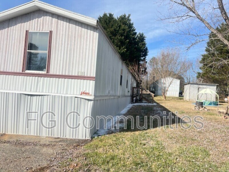 Foto del edificio - 104 Mike Rd