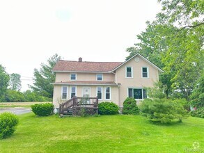Building Photo - 9890 Chinavare Rd