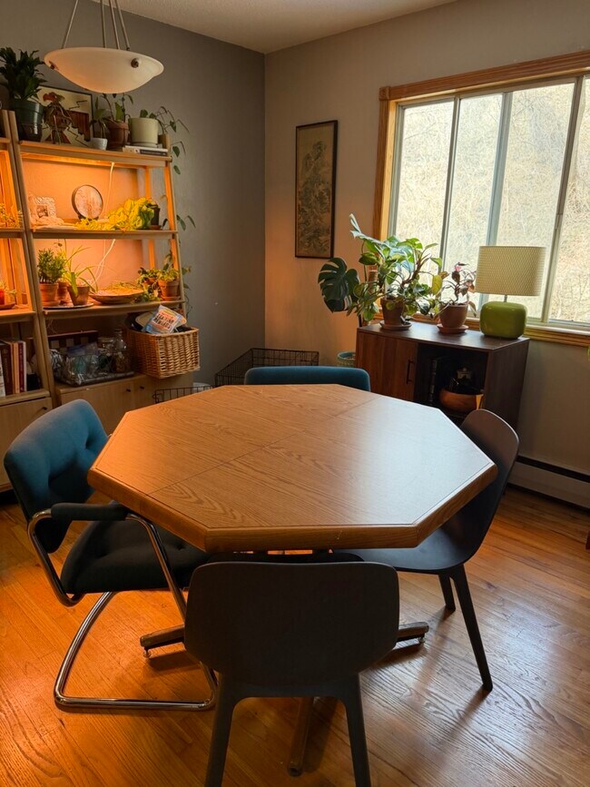 Foto del edificio - 391 Grand Ave