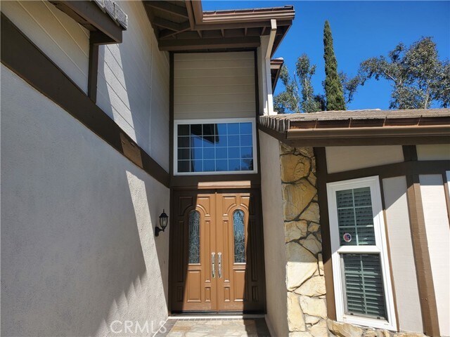 Building Photo - 2173 Seaview Dr