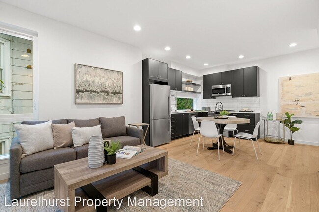 Foto del edificio - 2 br, 2 bath House - 6232 Stanley Ave Sout...