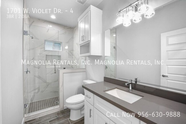 Building Photo - 1701 W Violet Dr