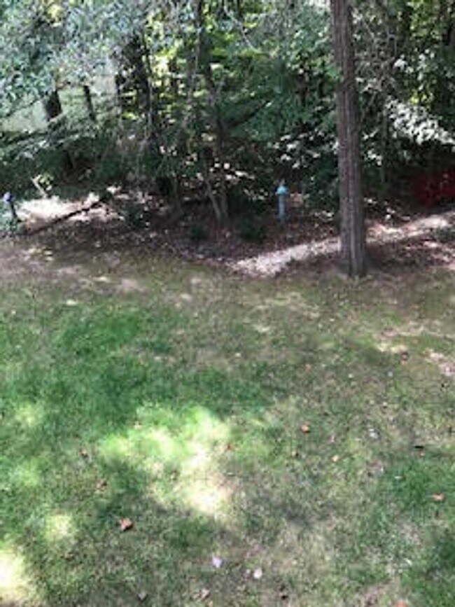 Foto del edificio - 13002 Montpelier Ct