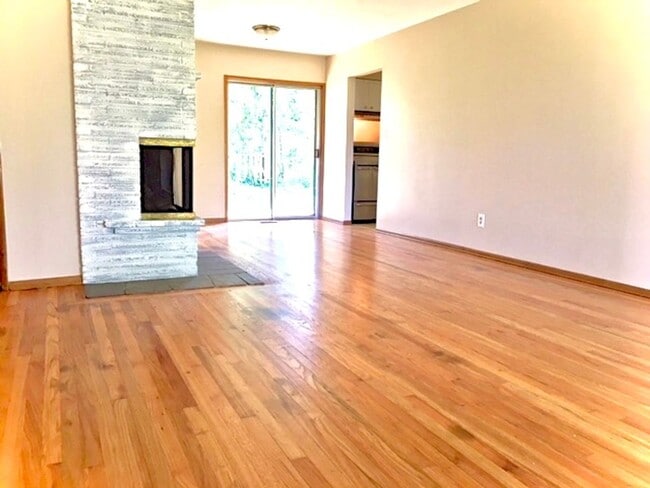 Building Photo - Wilkes Neighborhood Classic Ranch on Huge Lot with Nicely Finished Basement