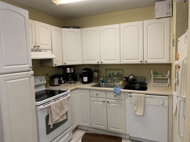 Foto del edificio - 8601 NW 35th St