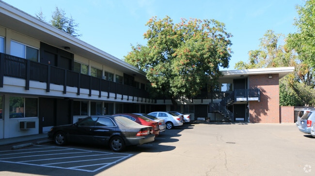 Building Photo - Tower View Apartments