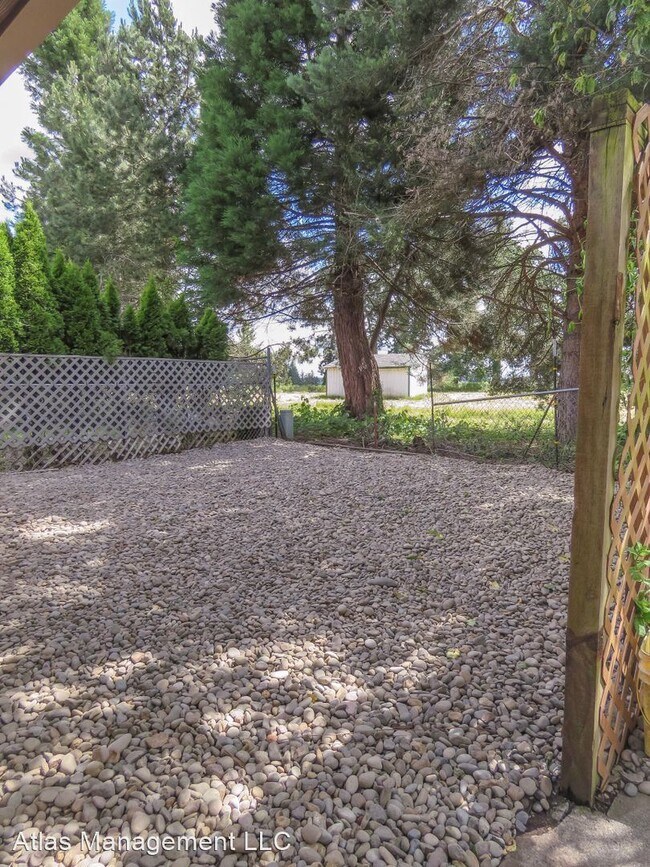Foto del edificio - 4 br, 2 bath House - 23590 Meadow Dr NE