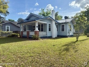 Building Photo - 6624 Avalon St