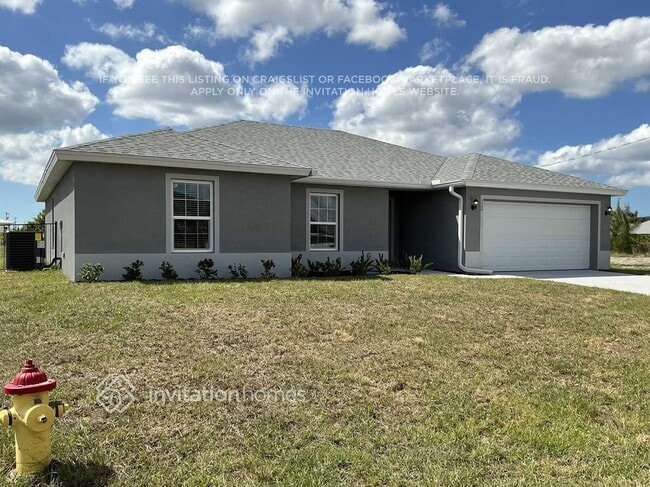 Building Photo - 320 SW 13th Ct