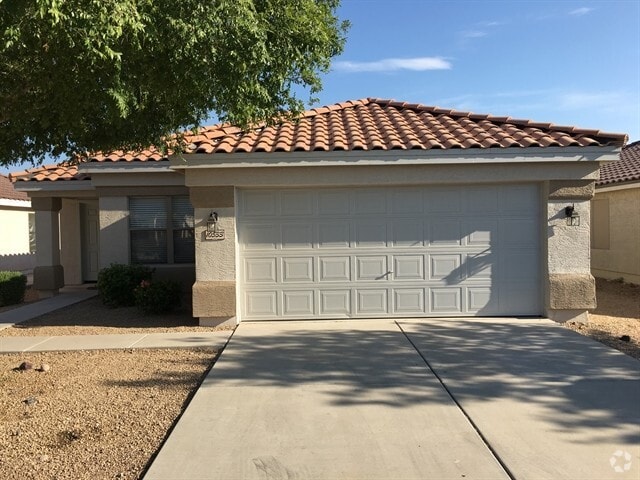 Building Photo - 10533 W Sands Dr