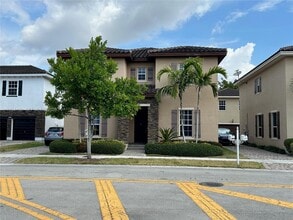 Building Photo - 17001 SW 90th Terrace