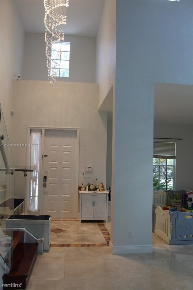 Building Photo - 5 br, 4 bath House - 4178 Cascade Ter # 4178