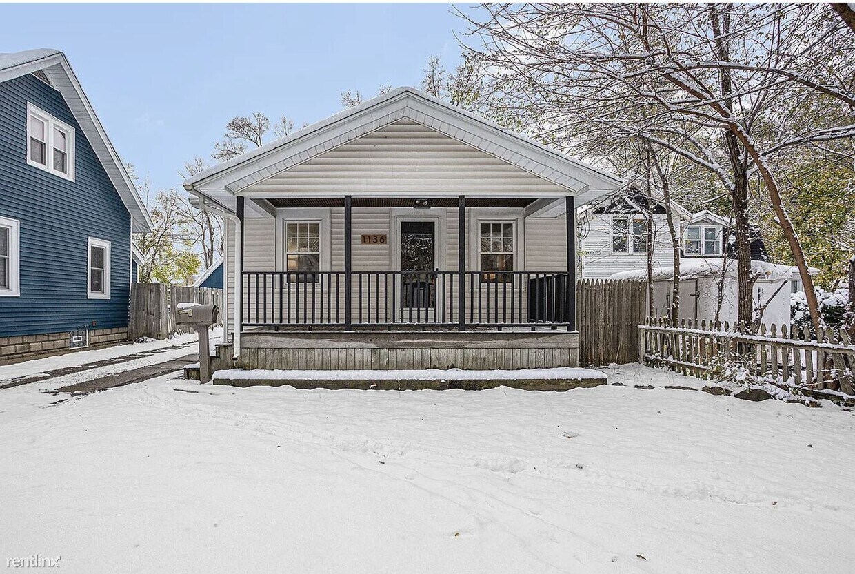 Foto principal - 2 br, 1 bath House - 1136 Merritt St SE